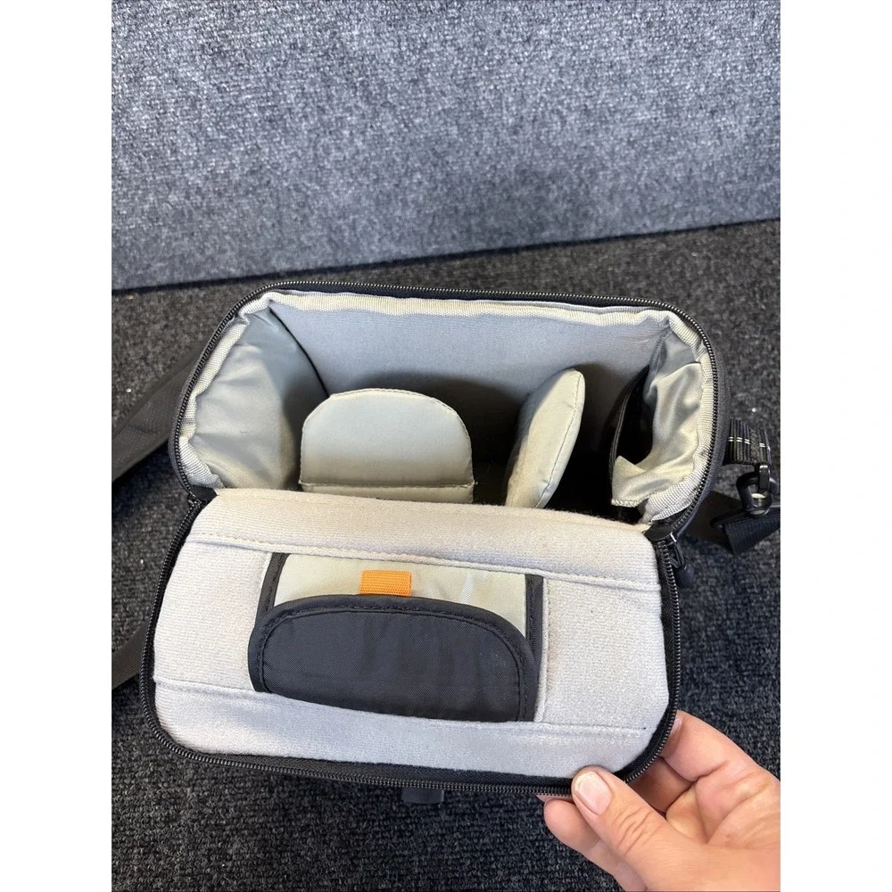 Lowepro‎ Rezo 170 AW Camera SLR Shoulder Bag~All-Weather AW Cover~Black